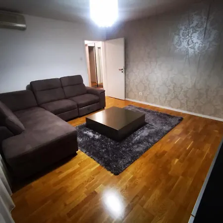 Appartement Luxury Apartment. 10 Minutes Taxi Ride To Center Timişoara